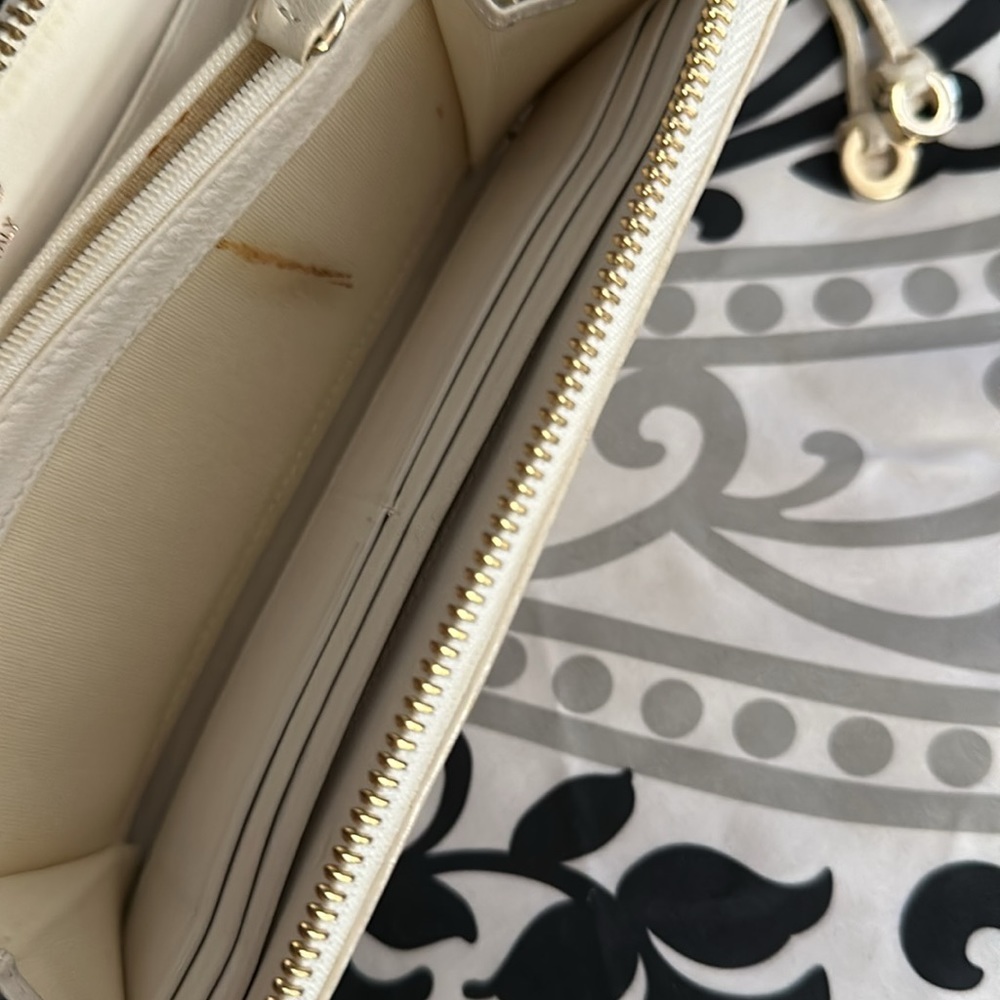Jimmy Choo Full Zip Wallet ! - Picture 6 of 7